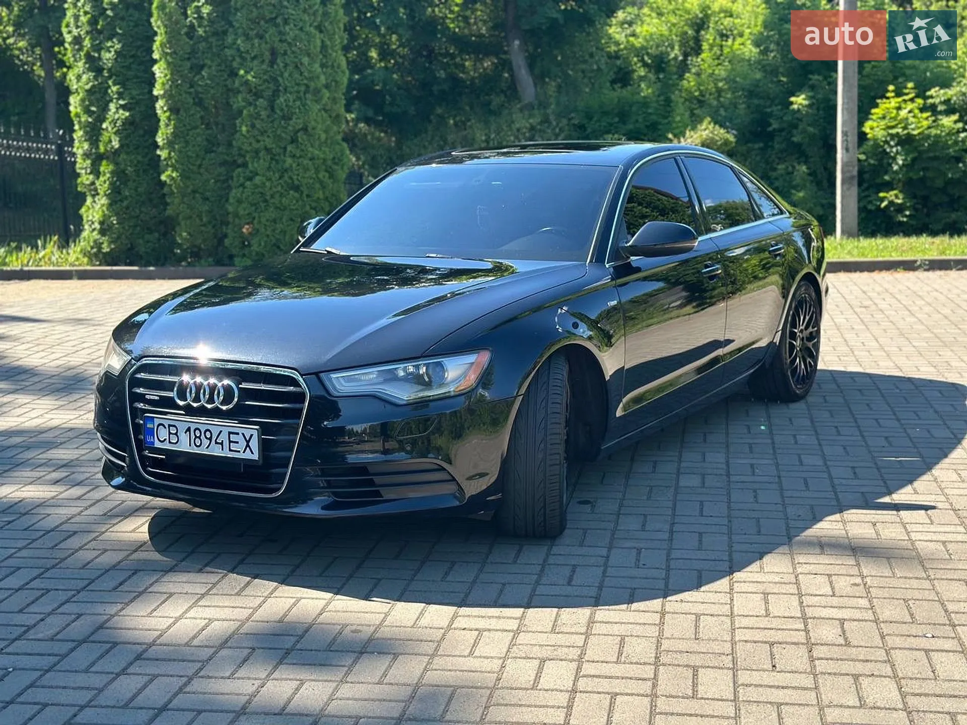 Audi A6 2013 VIN WAUFGAFC3EN035037 фото оголошення 14 з 26