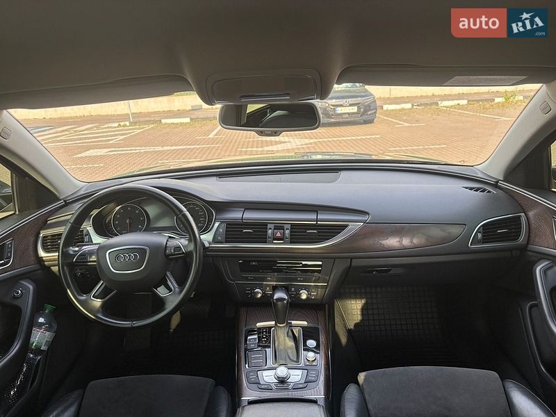 Седан Audi A6 2015 в Киеве