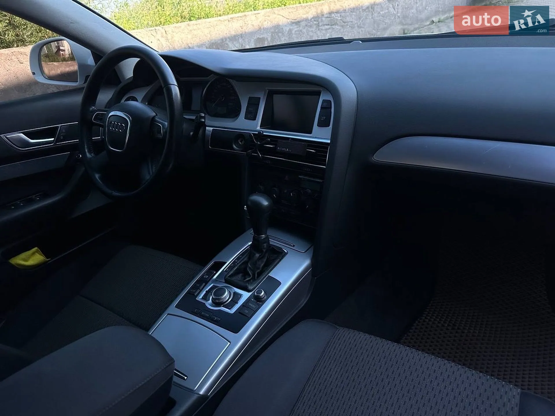 2010 Audi A6 - мініатюра 31
