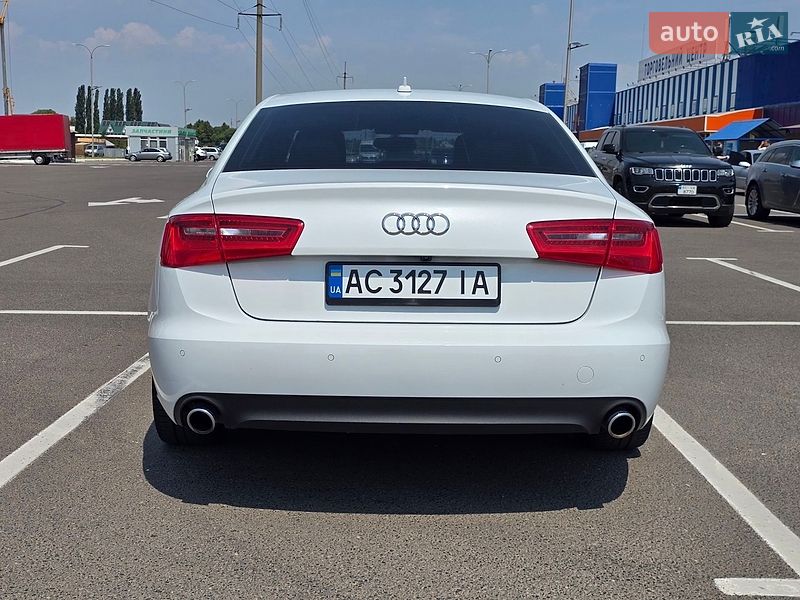 Седан Audi A6 2014 в Луцьку