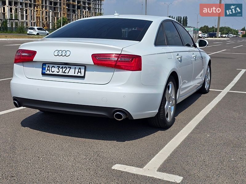 Седан Audi A6 2014 в Луцьку