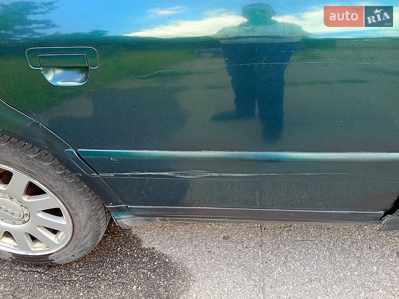 Седан Audi A6 1994 в Запоріжжі