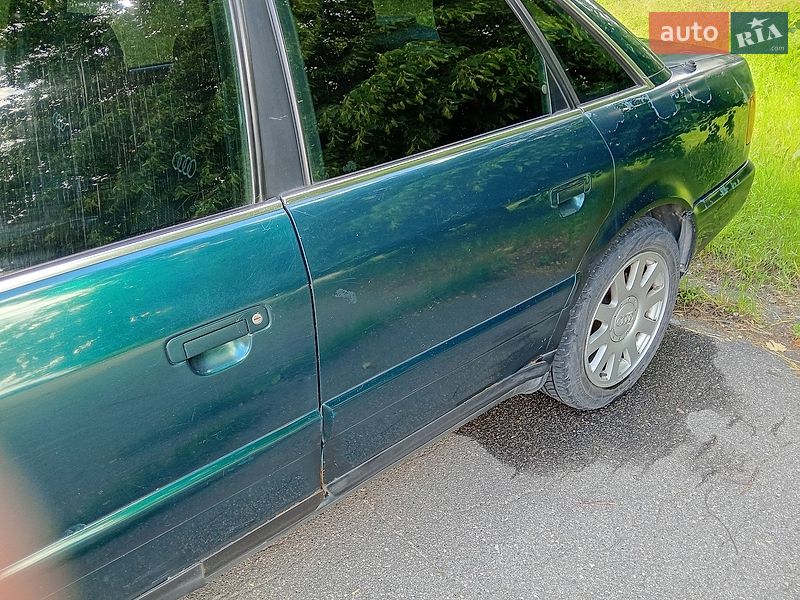 Седан Audi A6 1994 в Запоріжжі