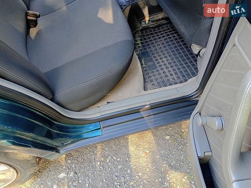 Седан Audi A6 1994 в Запоріжжі