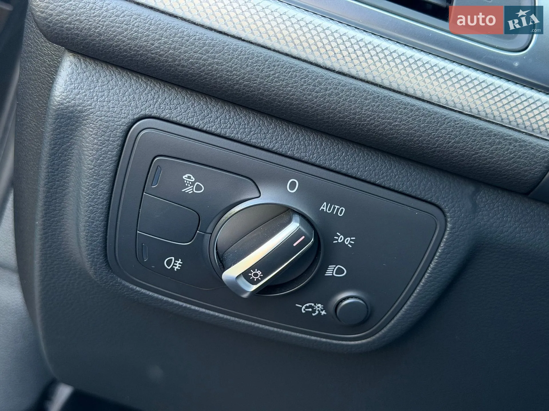 2011 Audi A6 - мініатюра 47