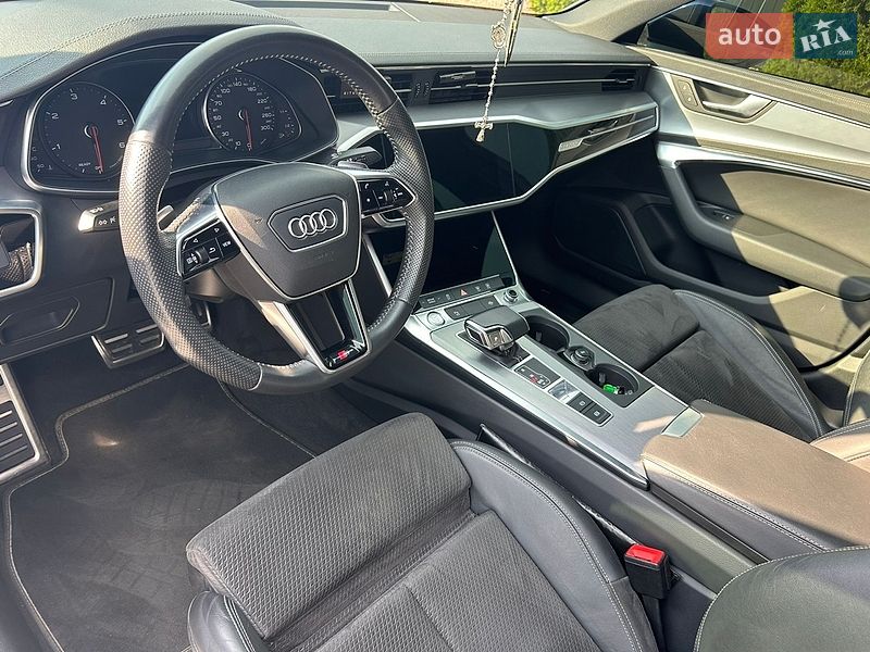 Седан Audi A6 2020 в Тернополе