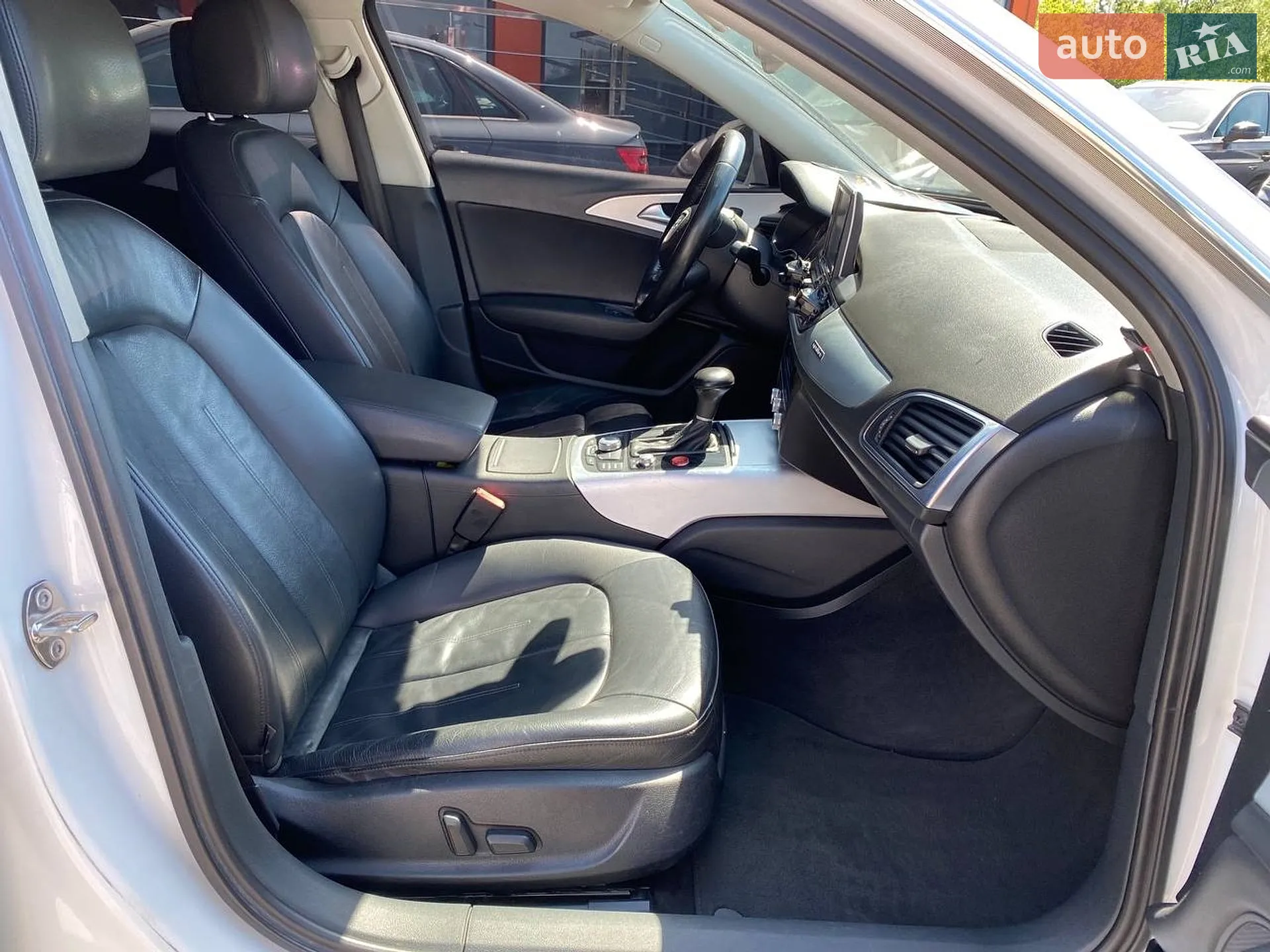 2011 Audi A6 - мініатюра 23