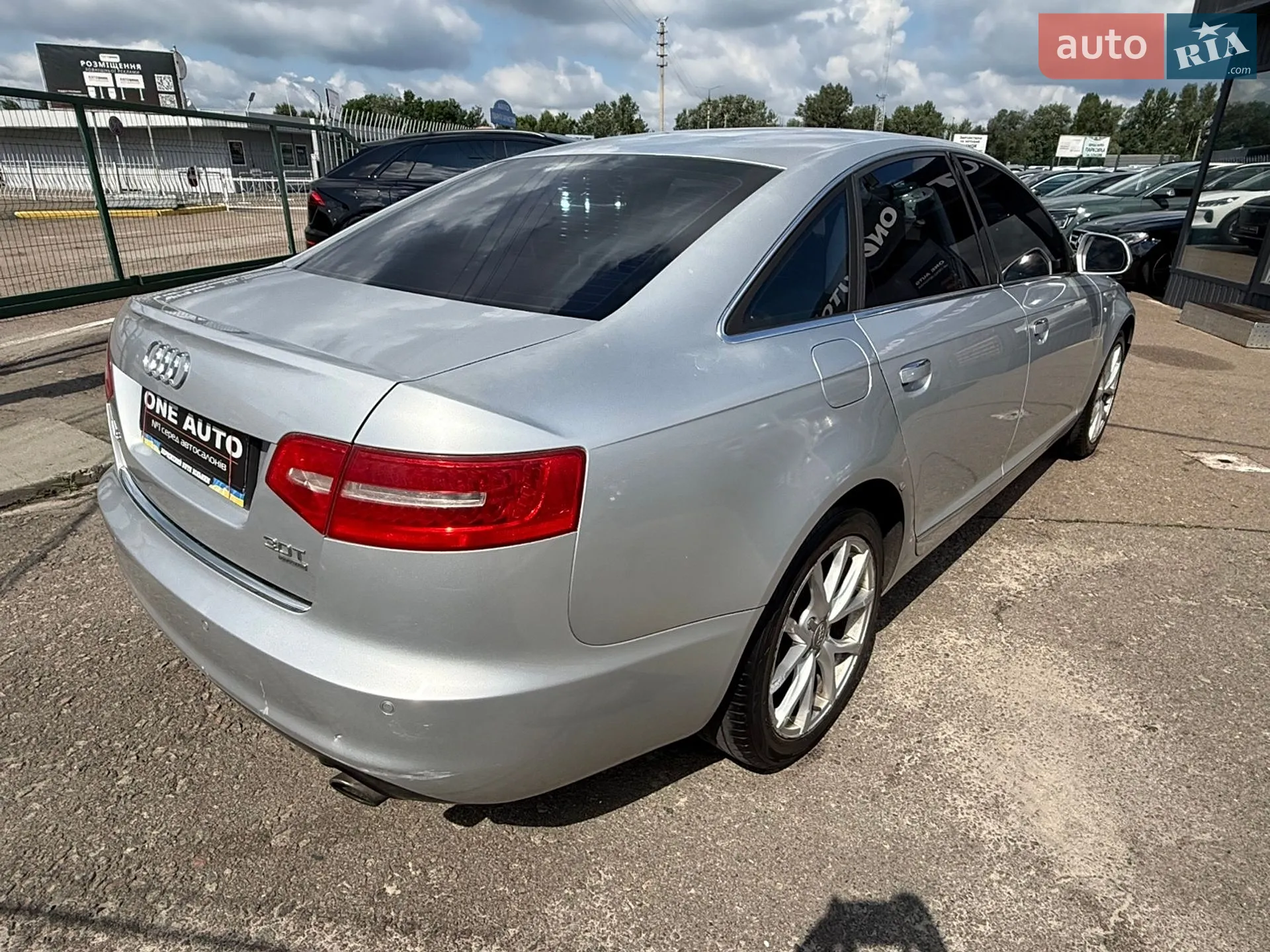 2010 Audi A6 - мініатюра 8