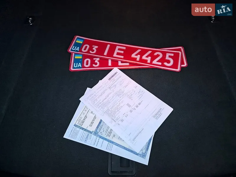 Седан Audi A6 2014 в Луцке документ