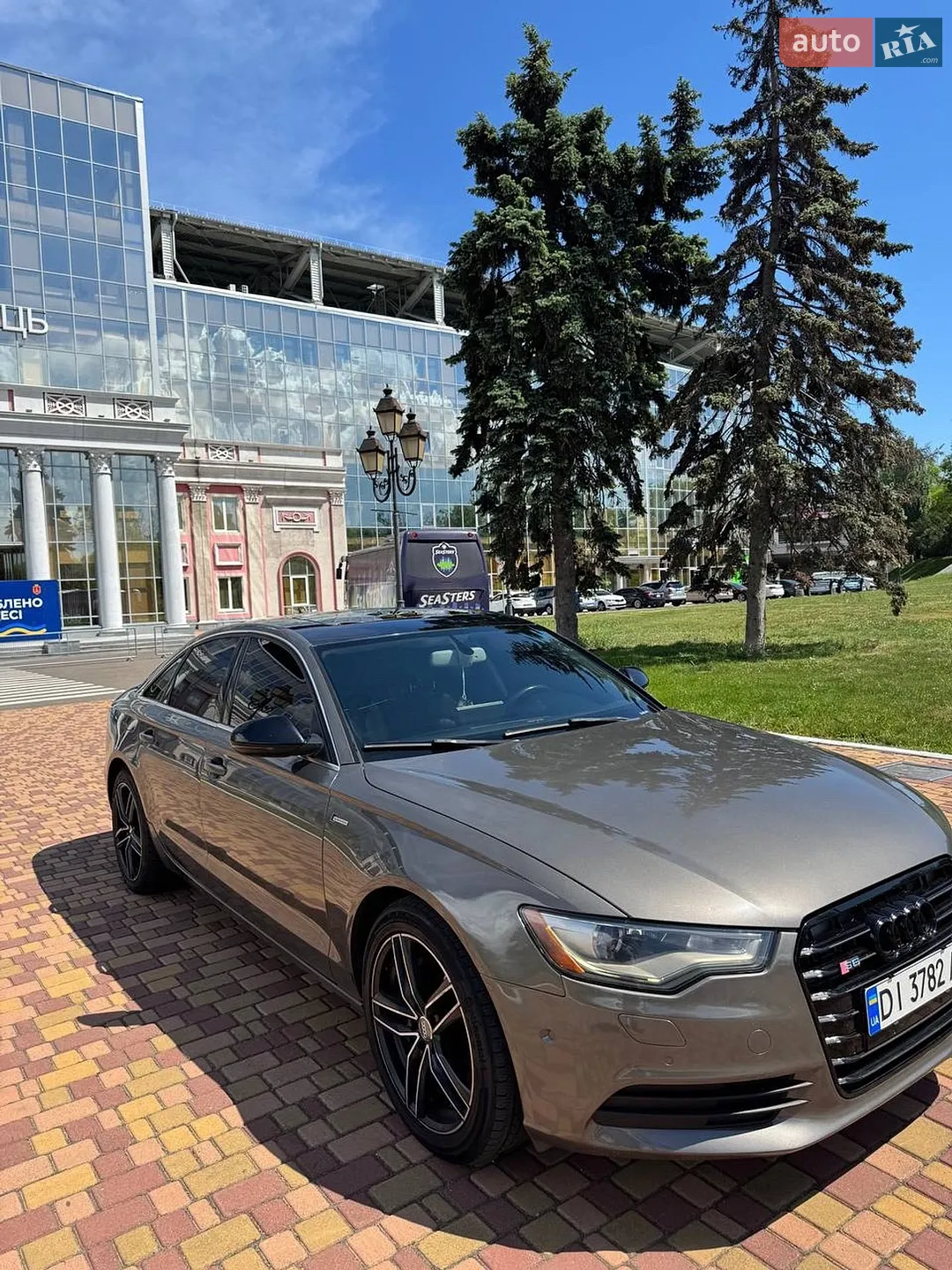 2011 Audi A6 - мініатюра 2