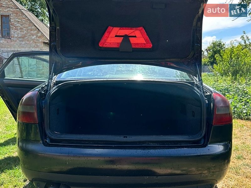 Седан Audi A6 2001 в Чигирине