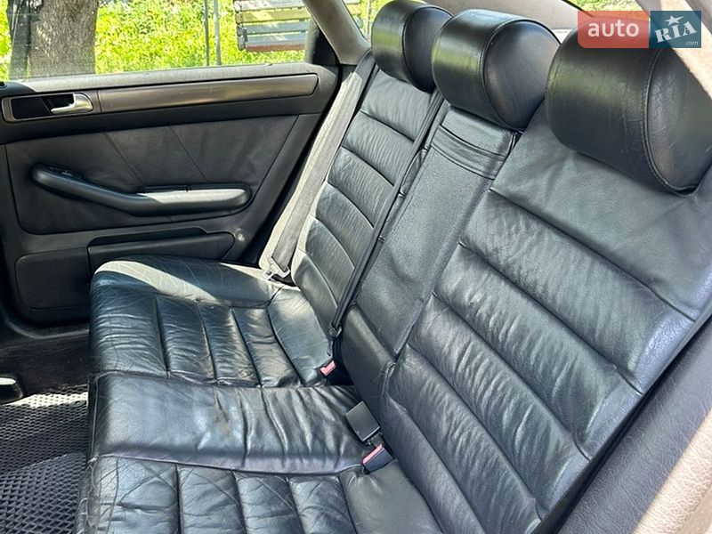 Седан Audi A6 2001 в Чигирине