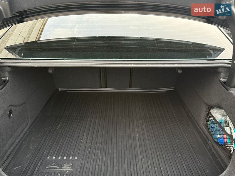 Седан Audi A6 2017 в Ладыжине