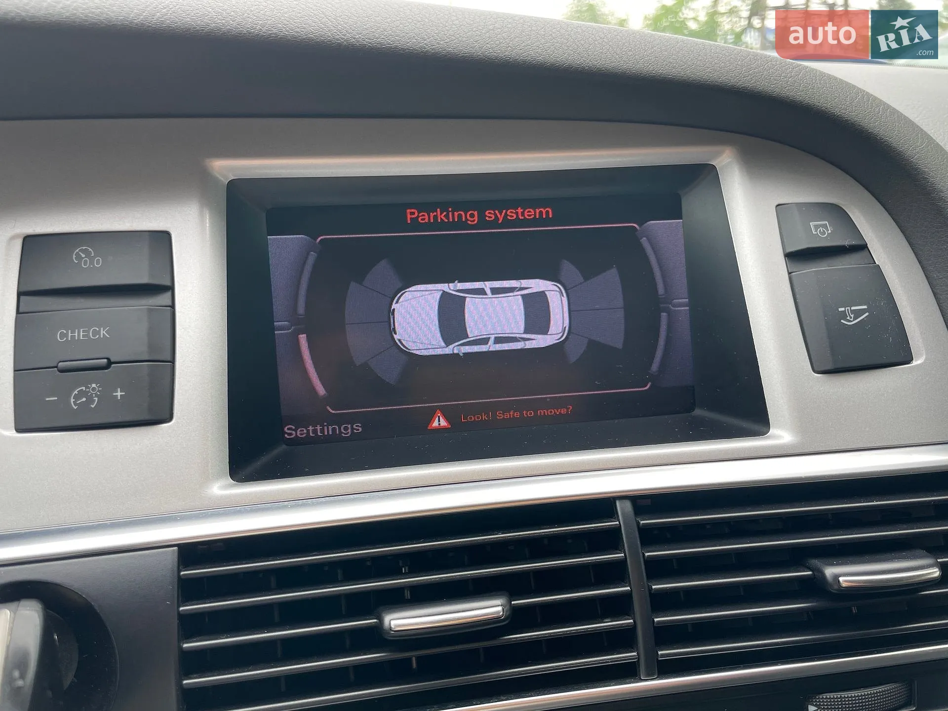 2010 Audi A6 - мініатюра 10