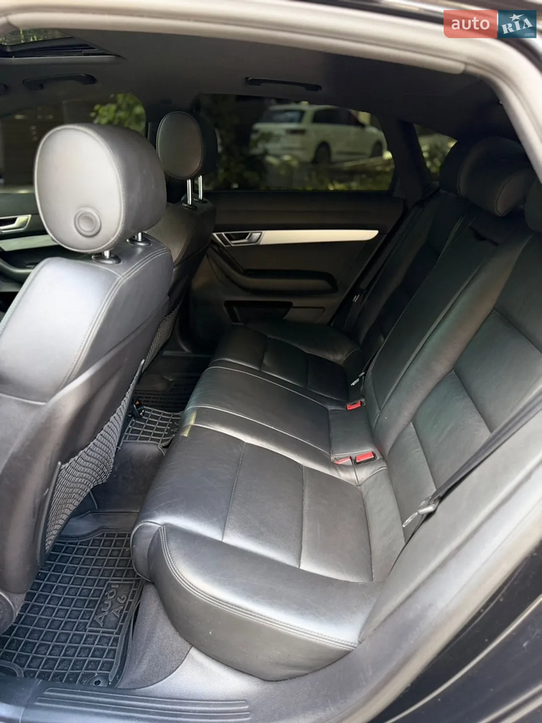 2010 Audi A6 - мініатюра 23