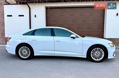 Седан Audi A6 2020 в Ровно