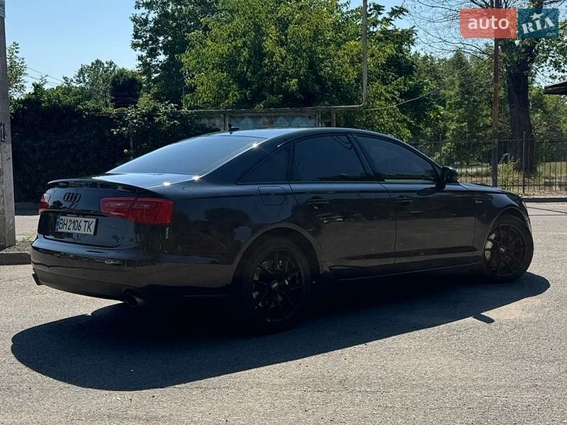 Седан Audi A6 2012 в Чорноморську