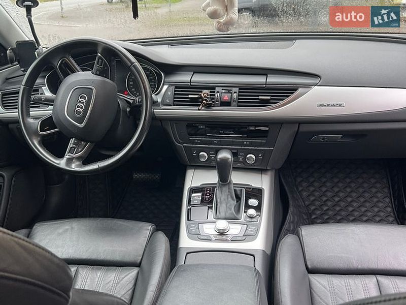 Седан Audi A6 2015 в Черновцах