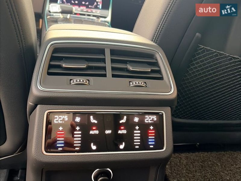 Седан Audi A6 2020 в Киеве