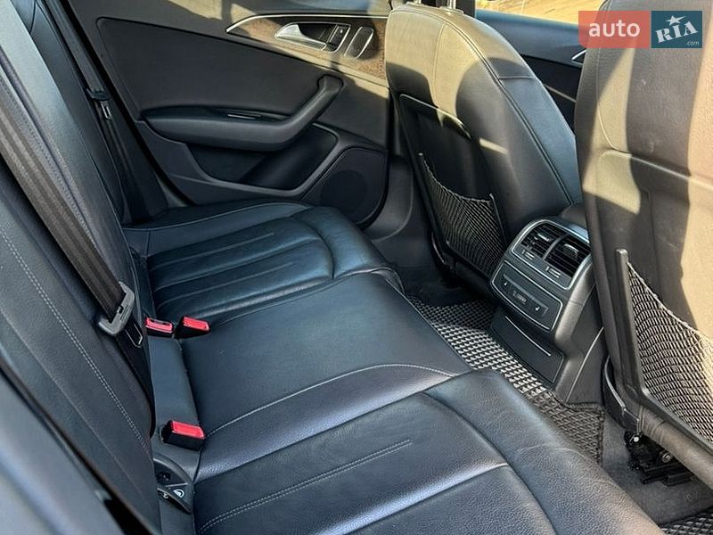 Седан Audi A6 2016 в Киеве