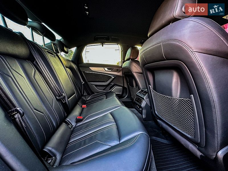 Седан Audi A6 2018 в Львові