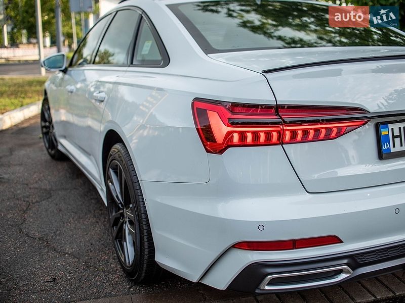 Седан Audi A6 2019 в Одессе