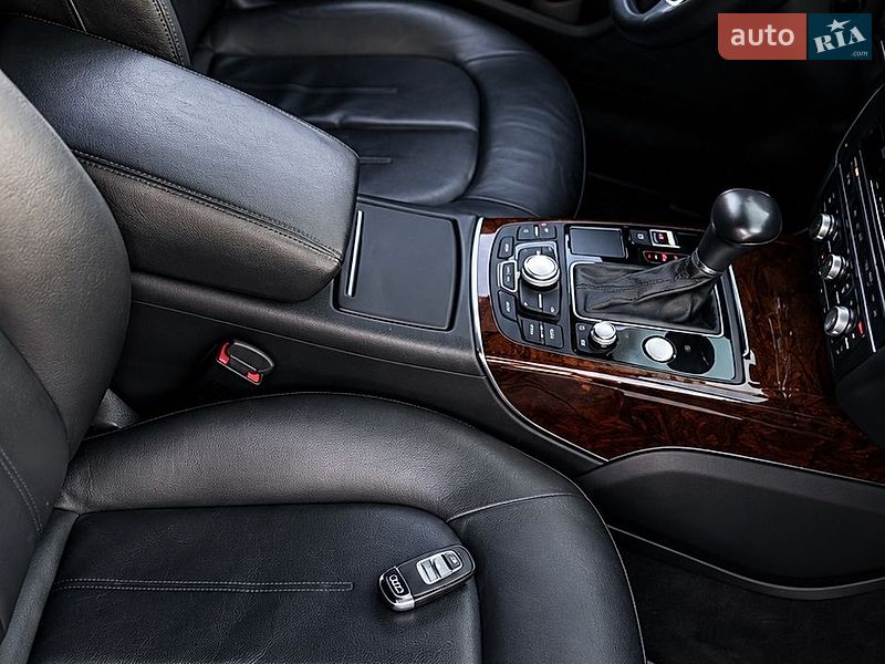 Седан Audi A6 2014 в Могилев-Подольске
