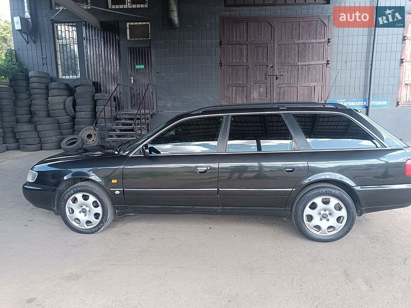 Універсал Audi A6 1996 в Рівному