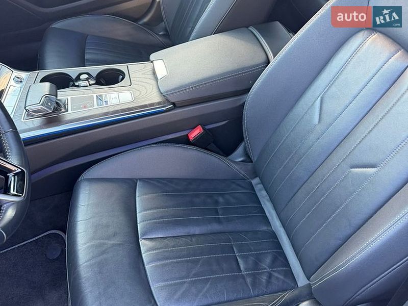 Седан Audi A6 2019 в Прилуках