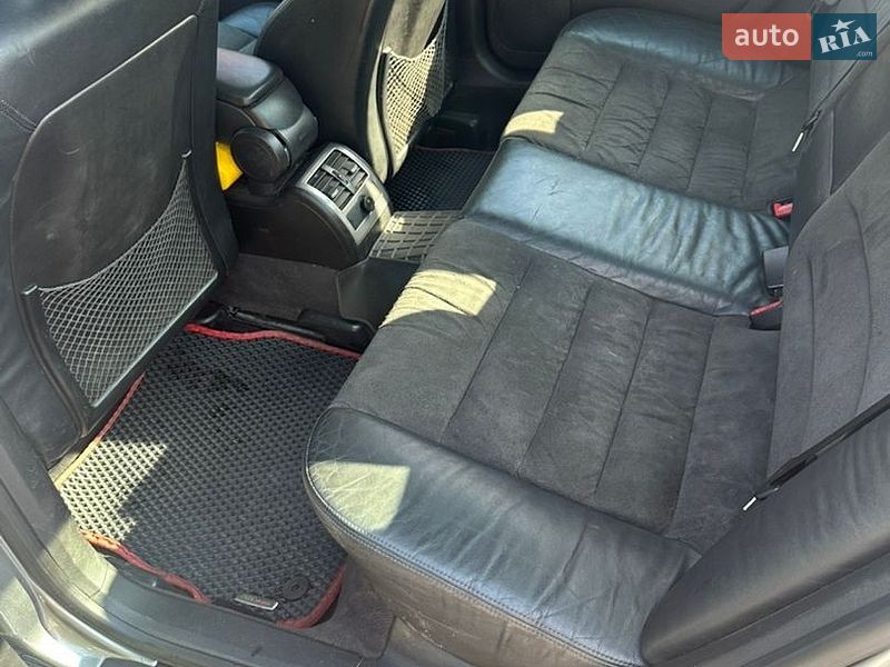 Седан Audi A6 2002 в Кривому Розі
