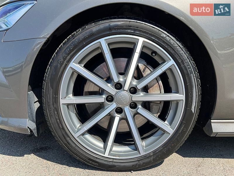 Седан Audi A6 2016 в Рівному