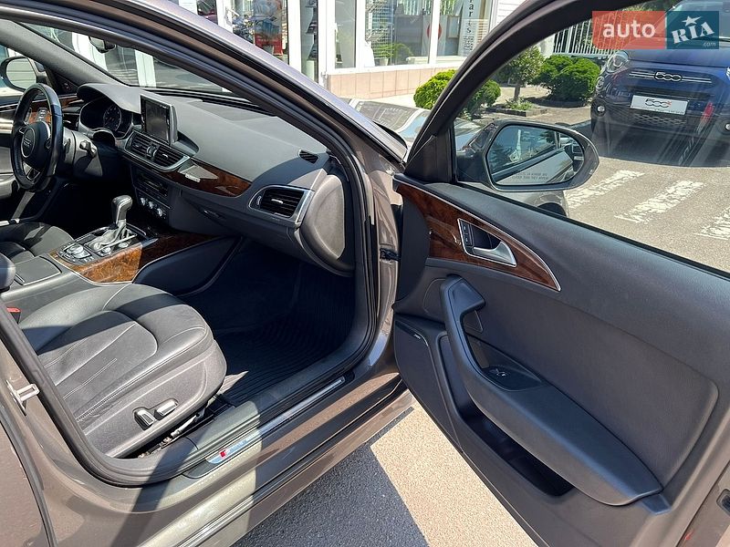 Седан Audi A6 2016 в Рівному