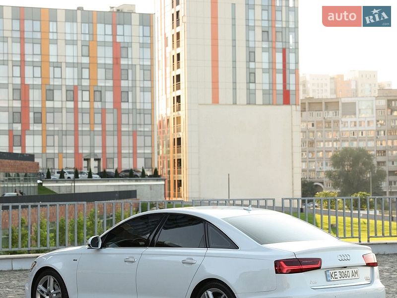 Седан Audi A6 2016 в Днепре