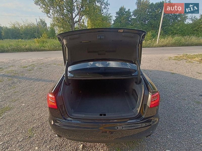 Седан Audi A6 2012 в Дрогобичі