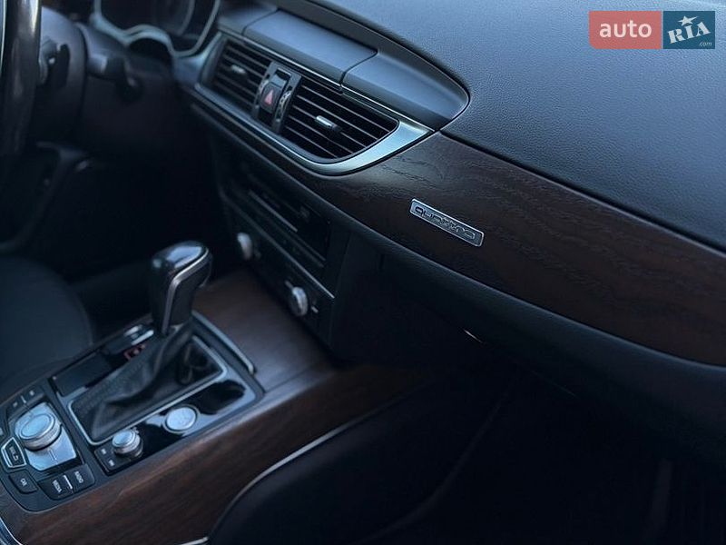 Седан Audi A6 2015 в Киеве