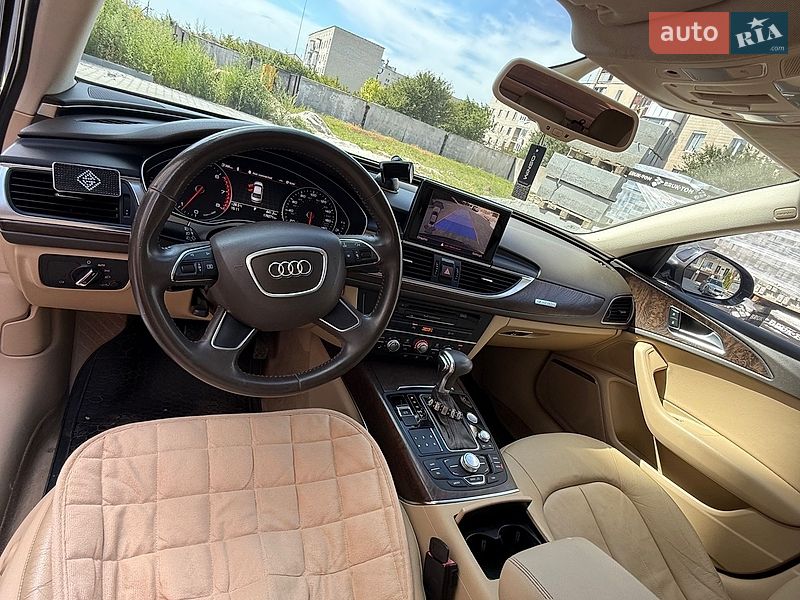 Седан Audi A6 2012 в Кременце