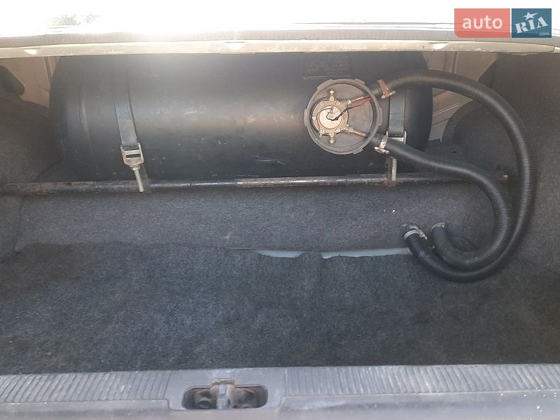 Седан Audi A6 1996 в Надвірній