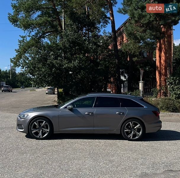 Универсал Audi A6 2018 в Киеве