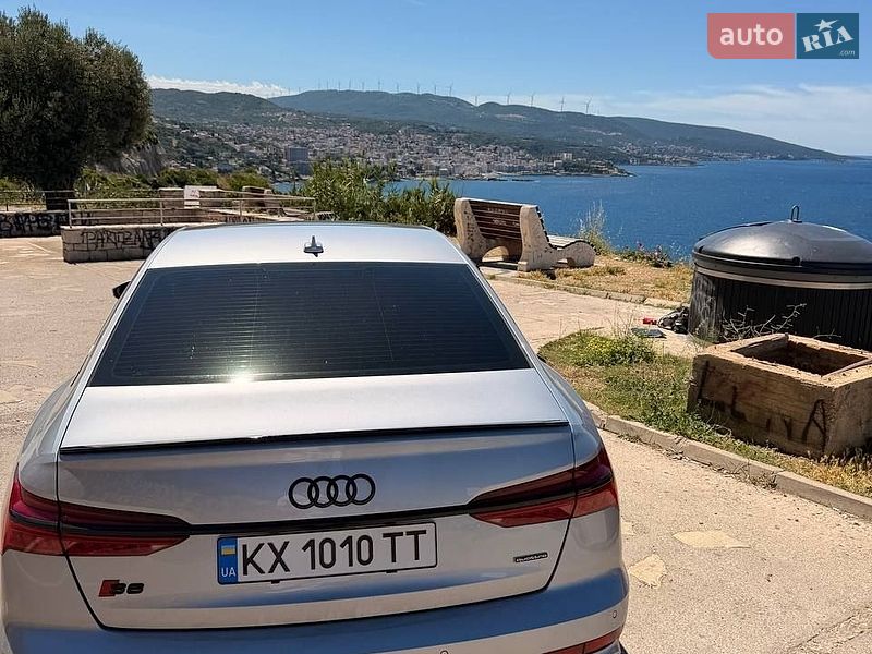 Седан Audi A6 2019 в Рівному
