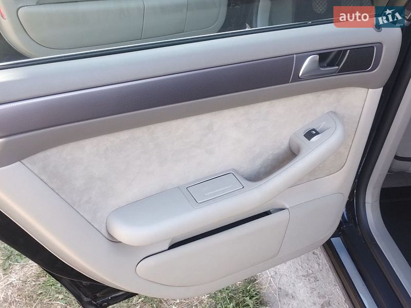 Универсал Audi A6 2004 в Костополе