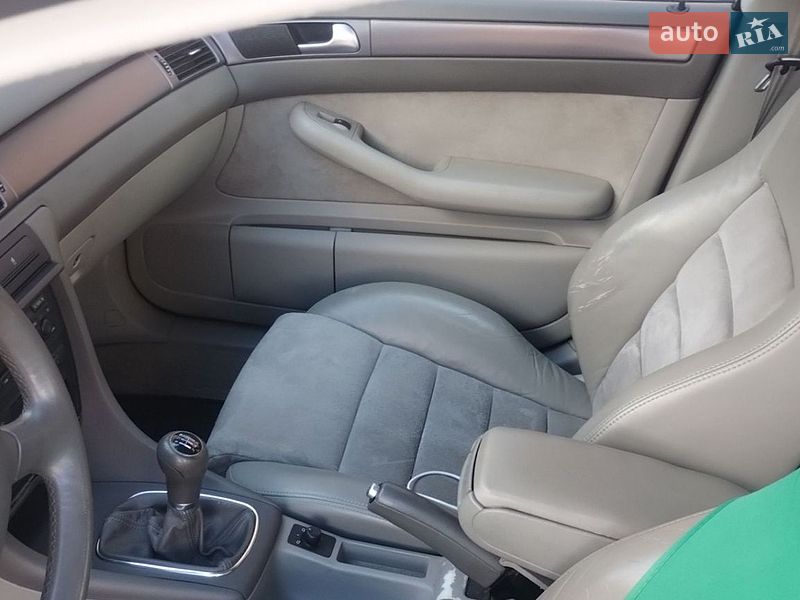 Универсал Audi A6 2004 в Костополе