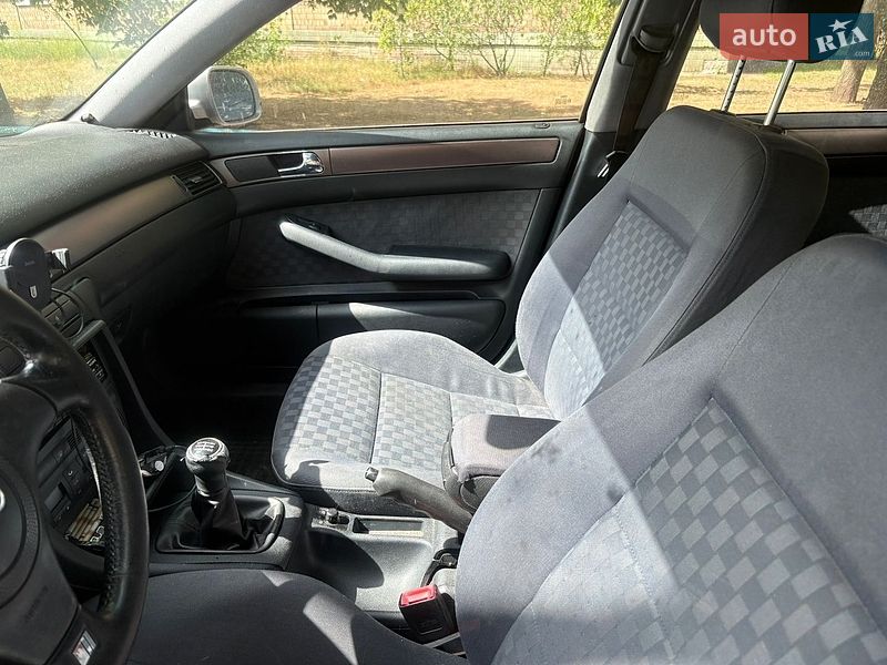 Седан Audi A6 1997 в Киеве