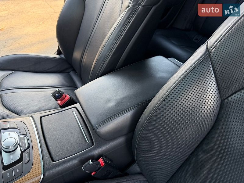 Седан Audi A6 2015 в Николаеве