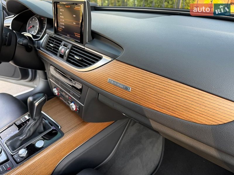 Седан Audi A6 2015 в Николаеве