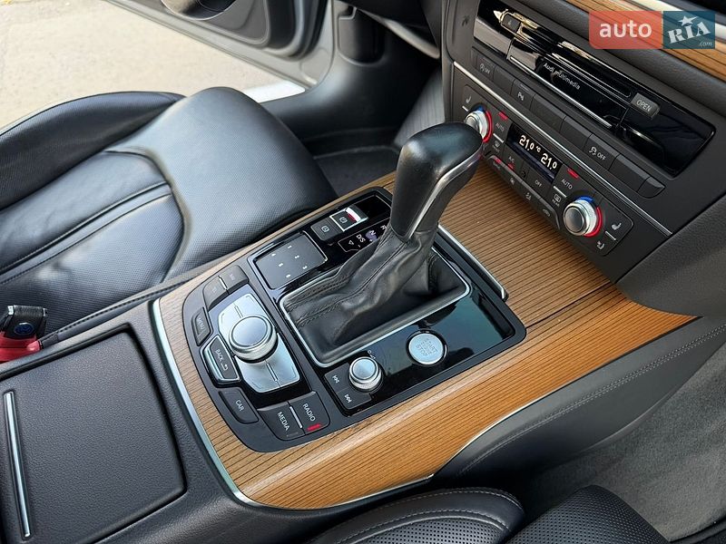 Седан Audi A6 2015 в Николаеве
