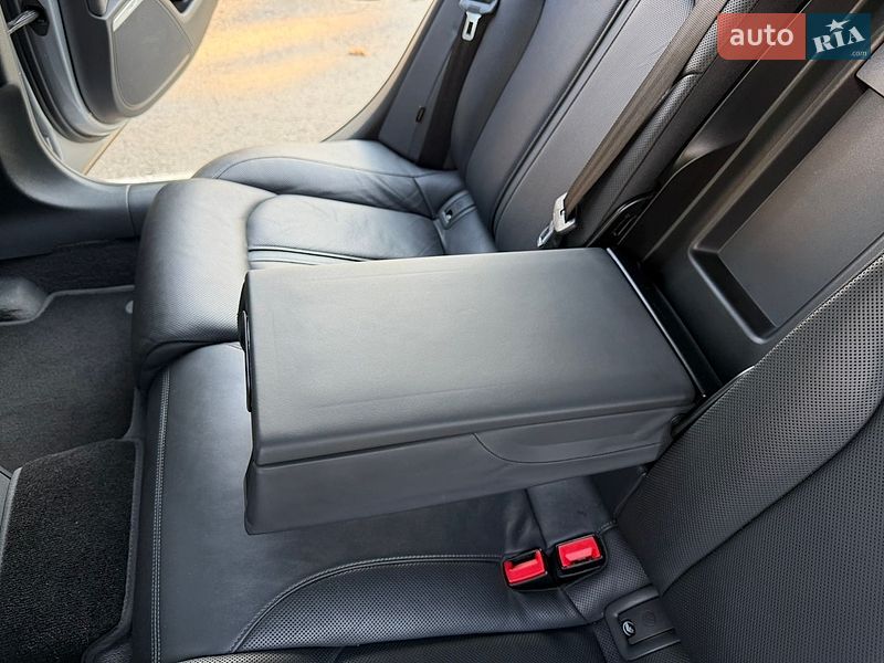Седан Audi A6 2015 в Николаеве