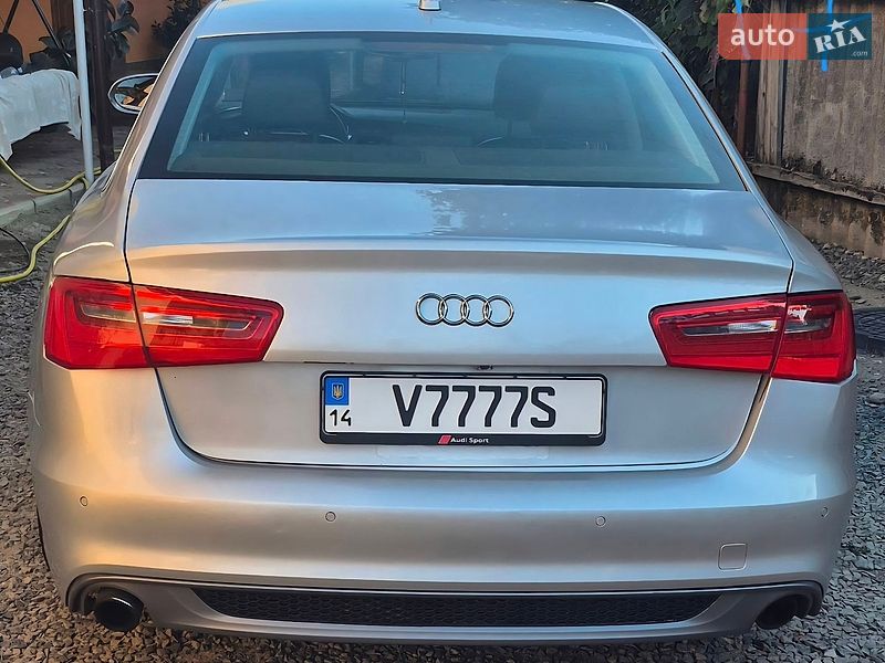 Седан Audi A6 2012 в Мукачево