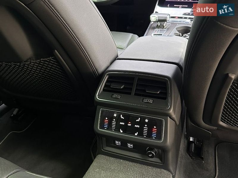 Седан Audi A6 2019 в Киеве