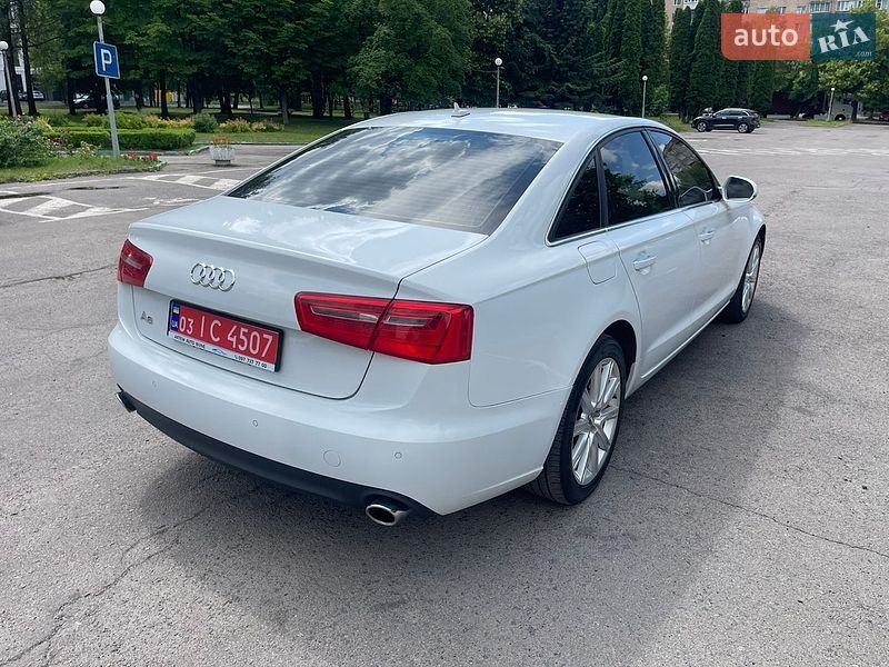 Седан Audi A6 2013 в Ровно