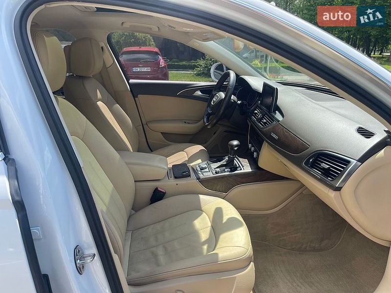 Седан Audi A6 2013 в Ровно